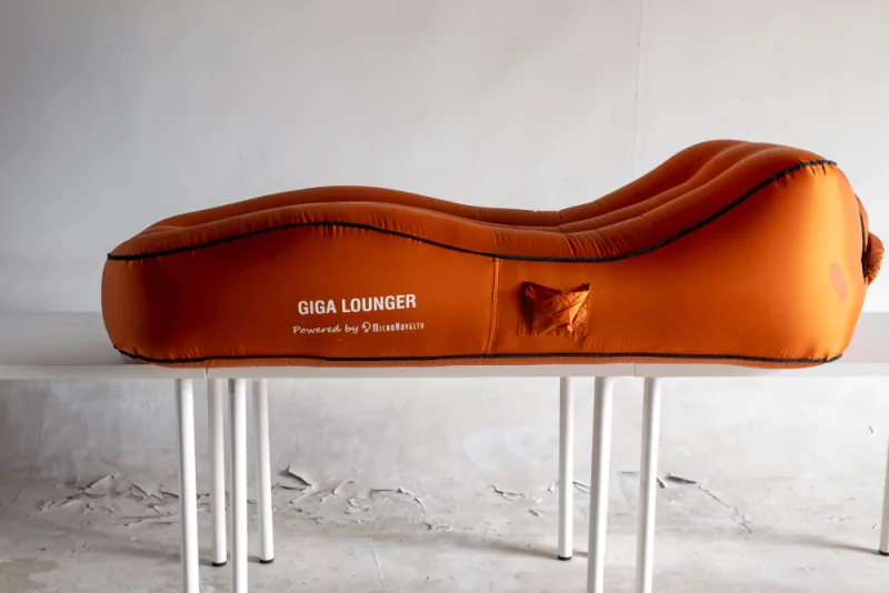 Надувной матрас-шезлонг Aerogogo GIGA CS1, оранжевый 2