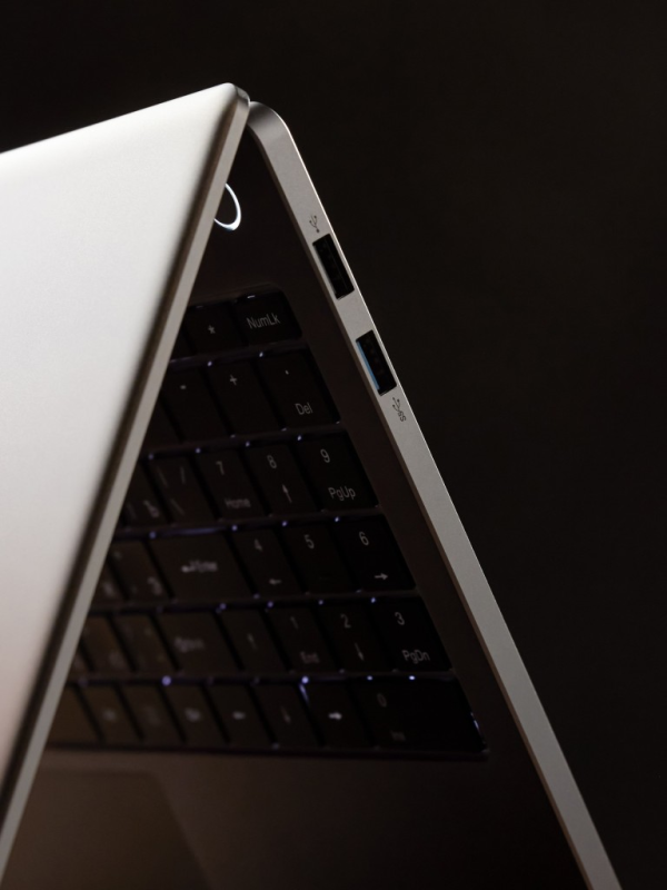 Ноутбук Fplus Flaptop R FLTP-5R5-16512-w 15.6'' SILVER купить в Москве ...